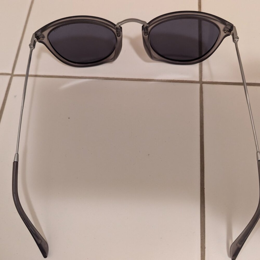 Cole Haan grey women's sunglasses - Picture 3 of 3